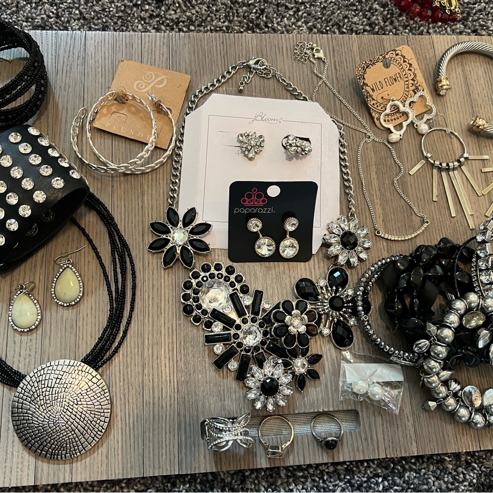 Black and Silver rhinestones and beaded metal Jewelry lot new and used